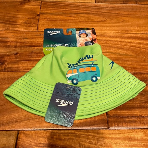NWT Speedo UV Bucket Hat (S/M 6-12 months).